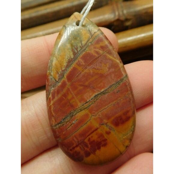 Beautiful Creek Jasper Pendant Bead - Picture 2 of 3